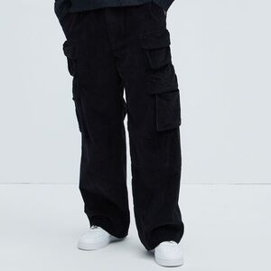 NWT NOVAMEN Corduroy Black Cargo Pants Men’s Large